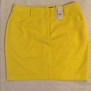 Chic Yellow Pencil Skirt